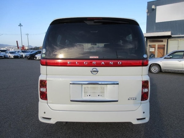 Used Nissan Elgrand 2007 for sale - 76312213: Photo 5