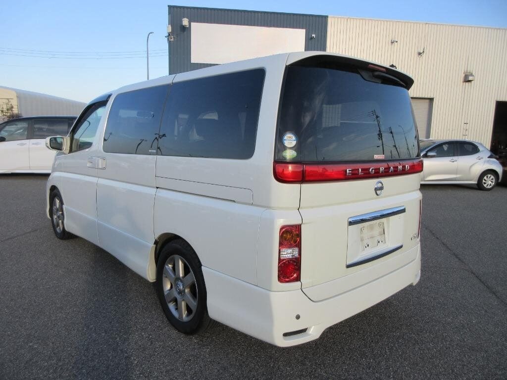 Used Nissan Elgrand 2007 for sale - 76312213: Photo 6