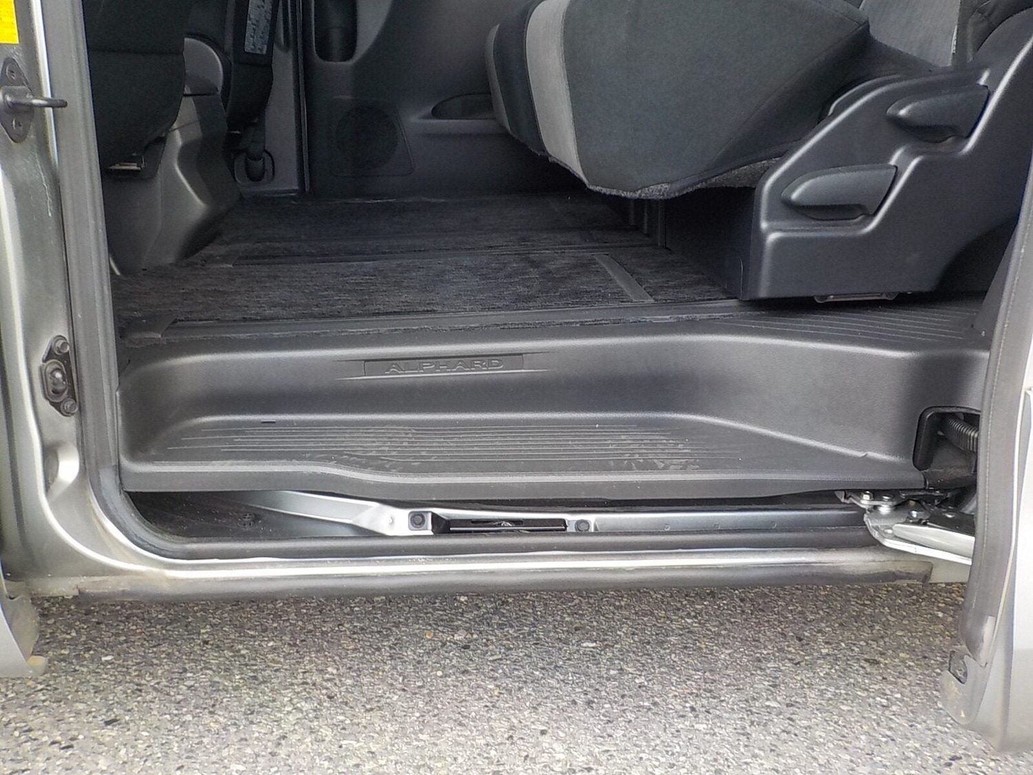 Used Toyota Alphard 2025 for sale - 77039049: Photo 30