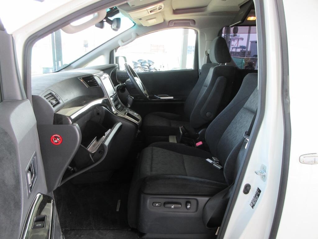 Used Toyota Vellfire 2025 for sale - 77039026: Photo 17