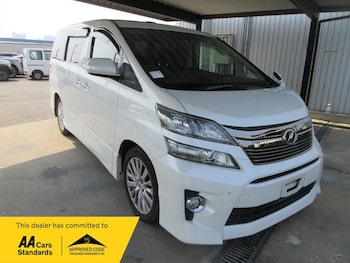 Used Toyota Vellfire 2013 for sale - 77039026: Photo