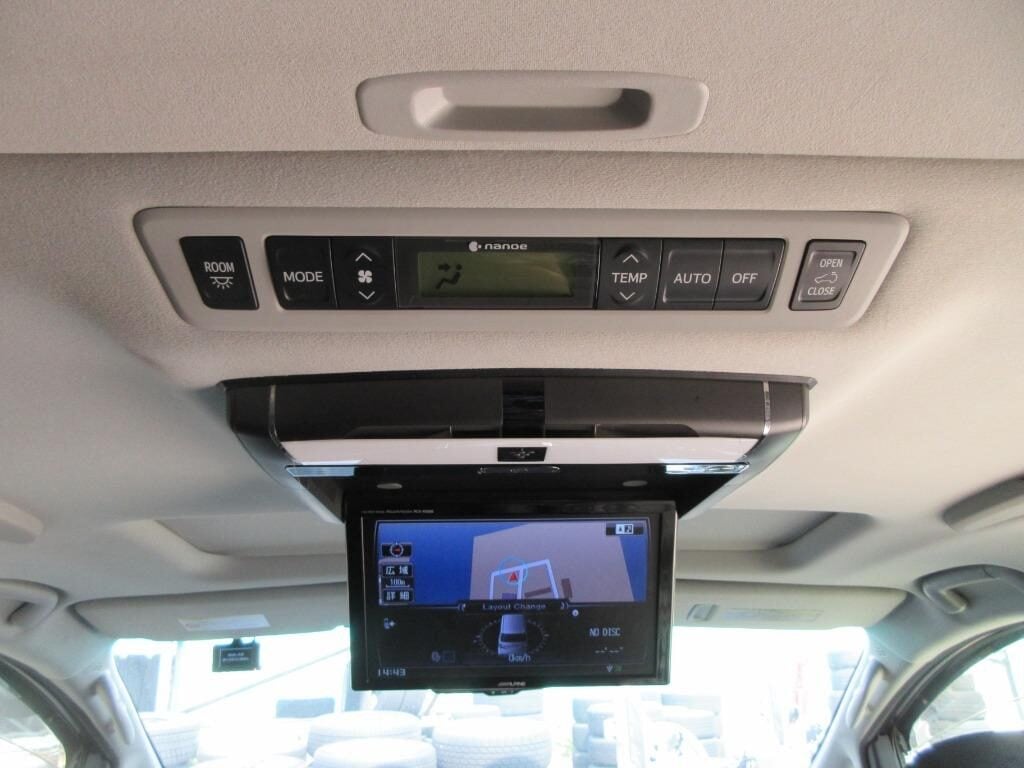 Used Toyota Vellfire 2025 for sale - 77039026: Photo 28