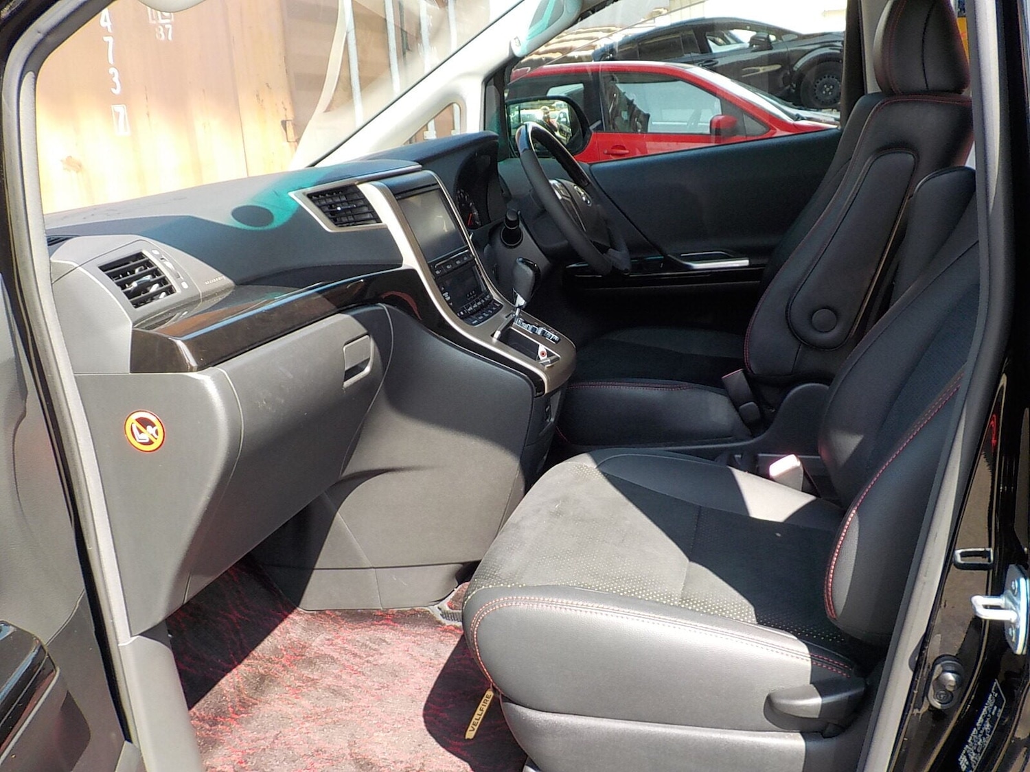 Used Toyota Vellfire 2014 for sale - 77039058: Photo 26