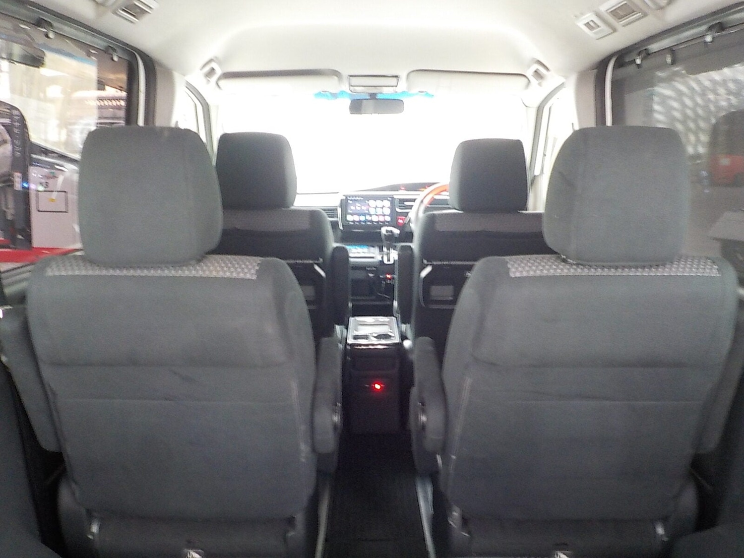 Used Honda Stepwagon 2015 for sale - 77039007: Photo 14