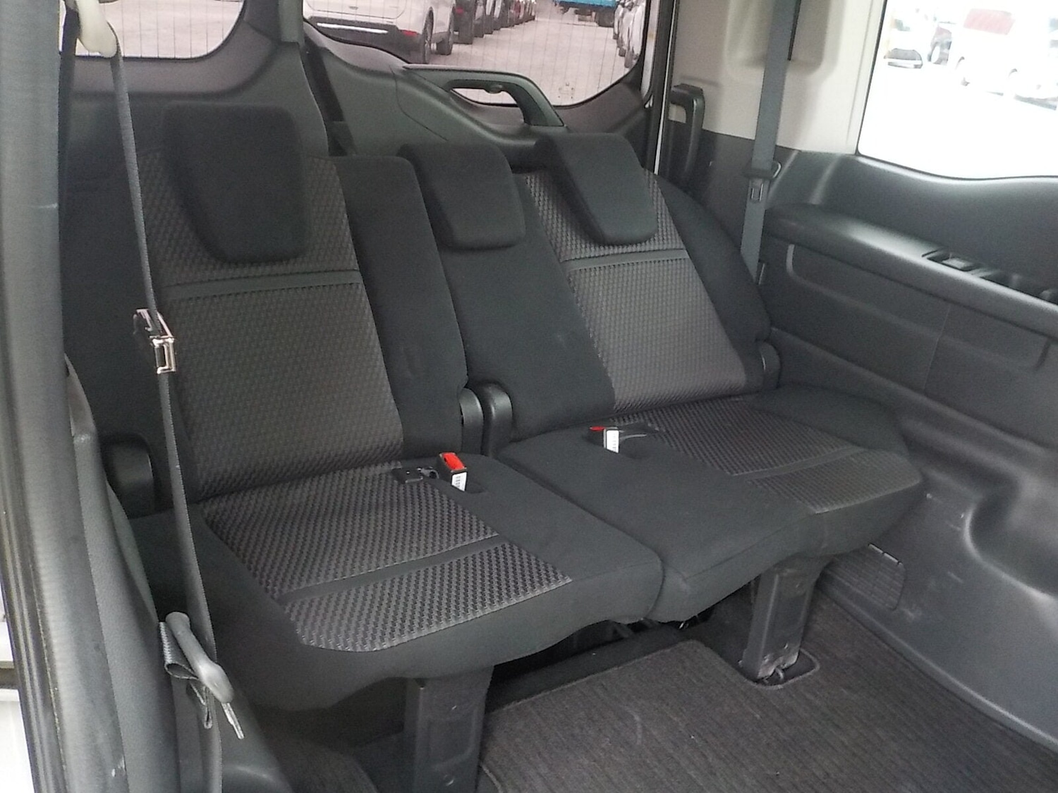 Used Honda Stepwagon 2015 for sale - 77039007: Photo 16