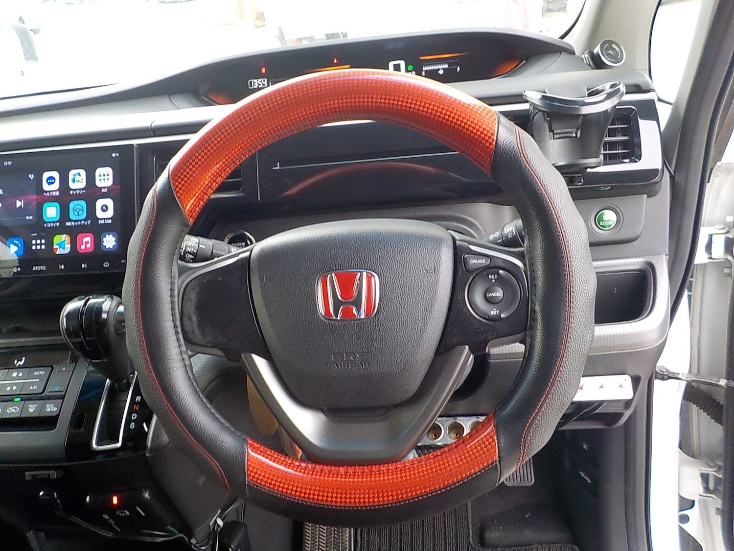 Used Honda Stepwagon 2015 for sale - 77039007: Photo 26