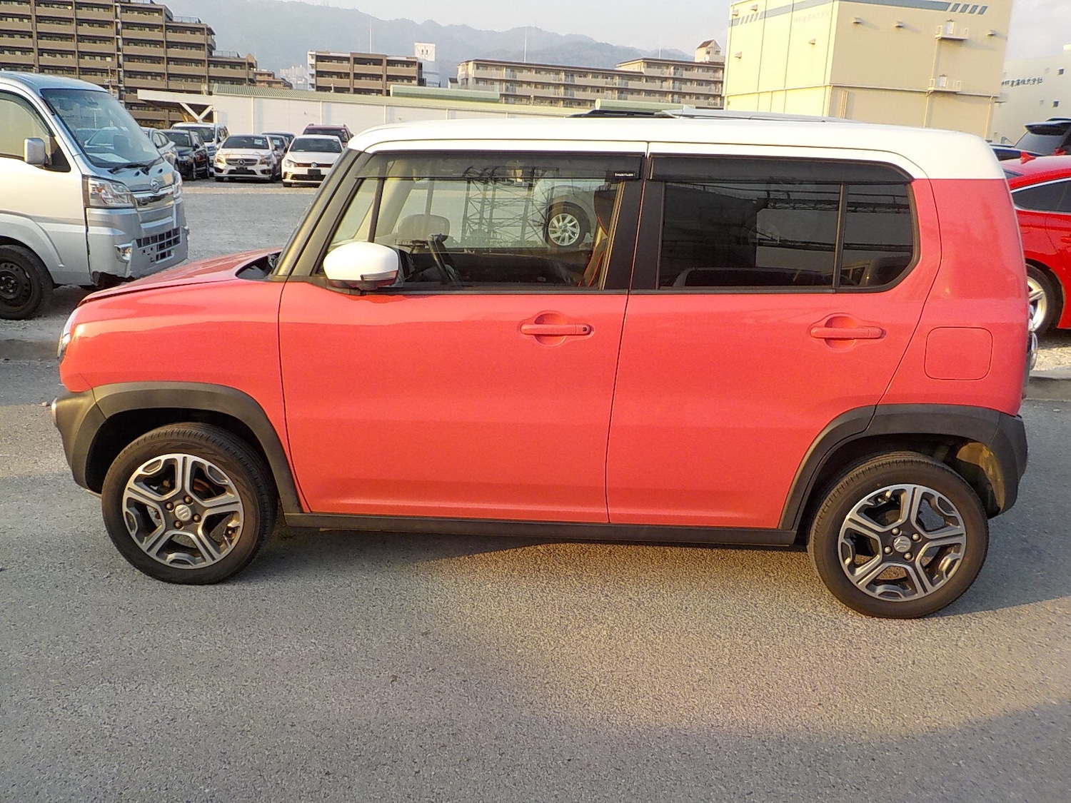 Used Suzuki Hustler 2018 for sale - 77039010: Photo 4