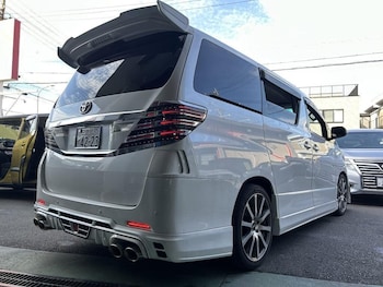 Used Toyota Alphard 2013 for sale - 76010903: Photo