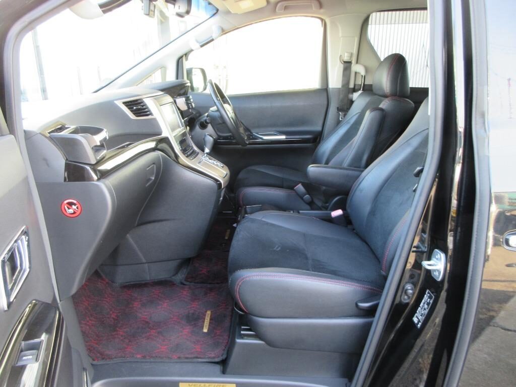 Used Toyota Vellfire 2013 for sale - 77039084: Photo 10
