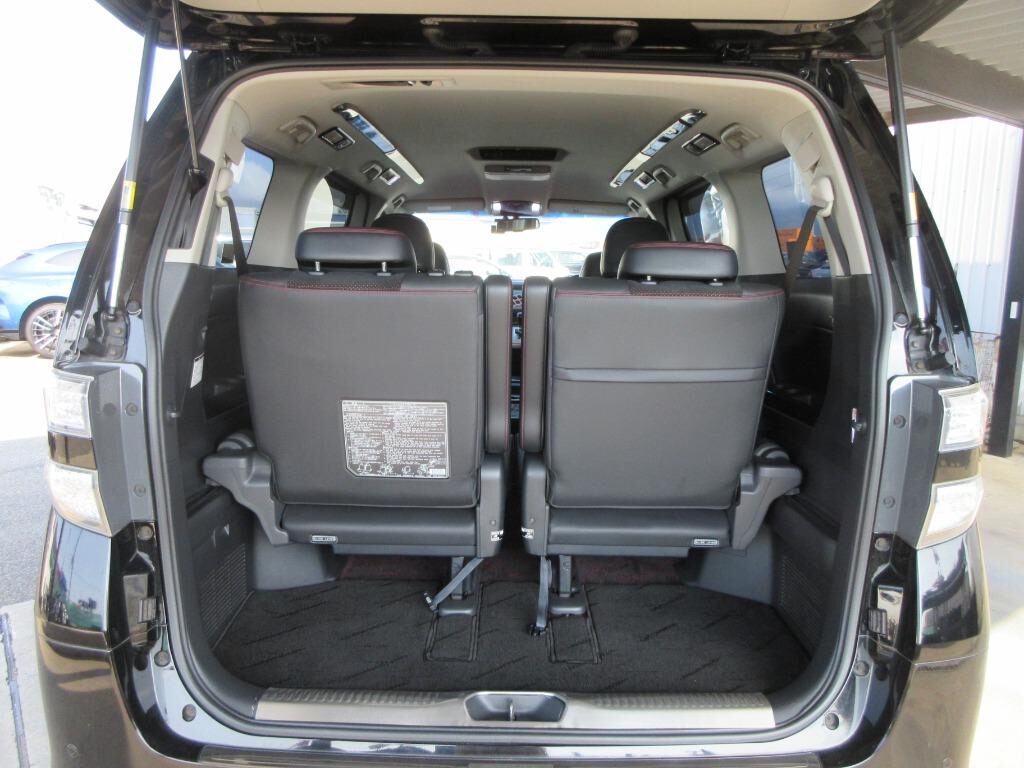 Used Toyota Vellfire 2013 for sale - 77039084: Photo 13