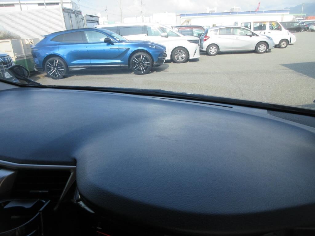 Used Toyota Vellfire 2013 for sale - 77039084: Photo 16