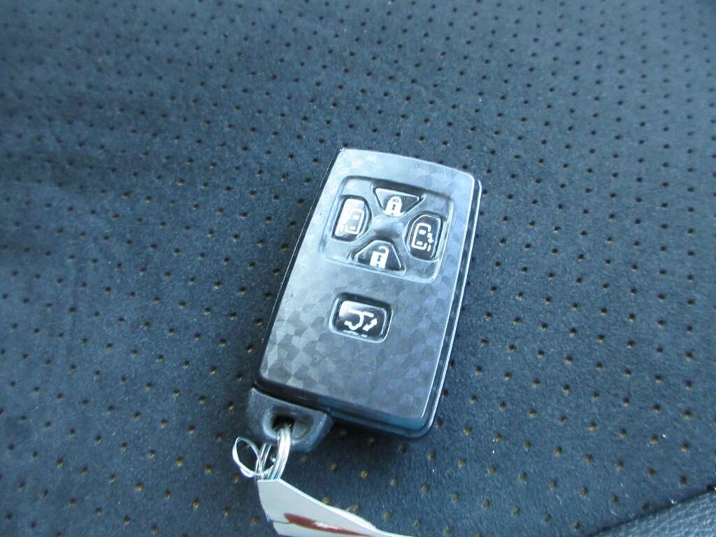 Used Toyota Vellfire 2013 for sale - 77039084: Photo 23