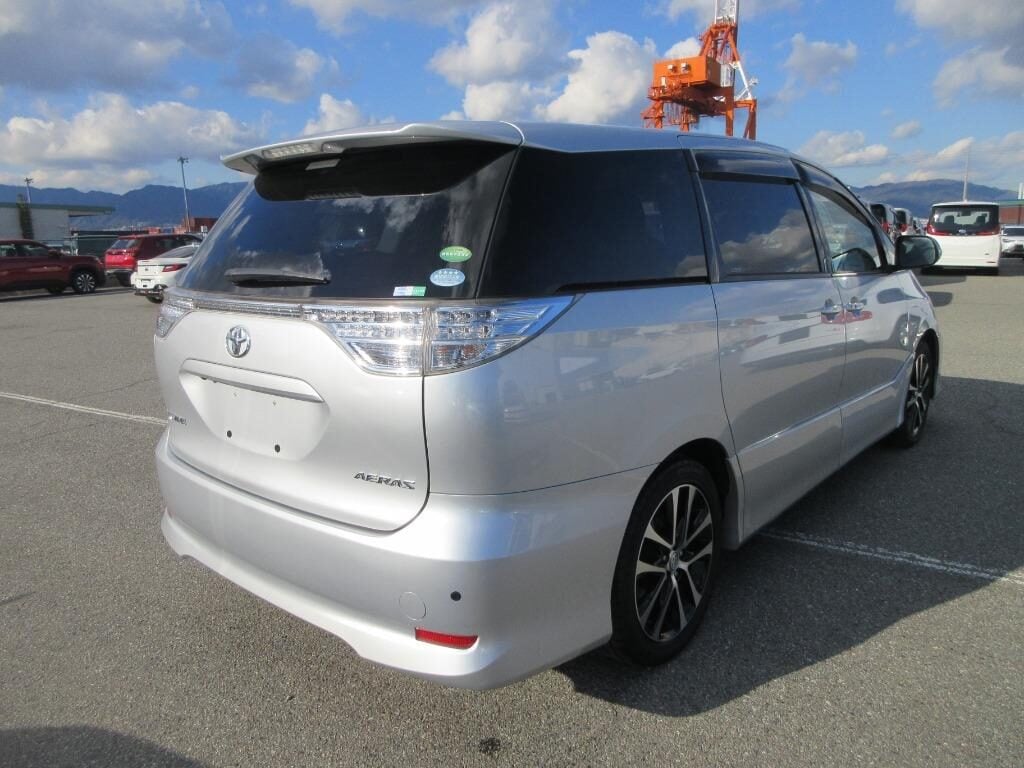 Used Toyota Estima 2012 for sale - 77039066: Photo 4