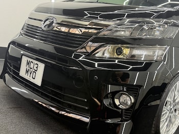 Used Toyota Vellfire 2013 for sale - 79512915: Photo