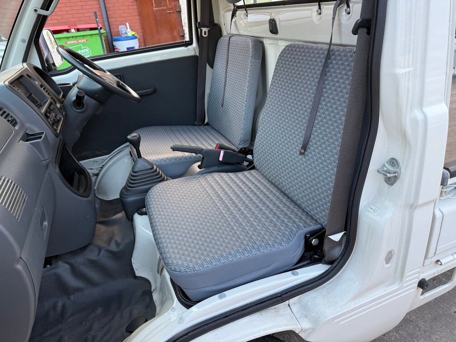 Used Daihatsu Hijet 2025 for sale - 77039059: Photo 27