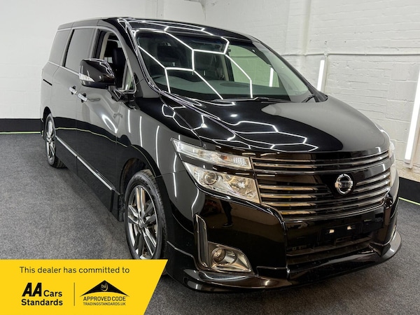 Used Nissan Elgrand 2013 for sale - 73850049: Photo 1