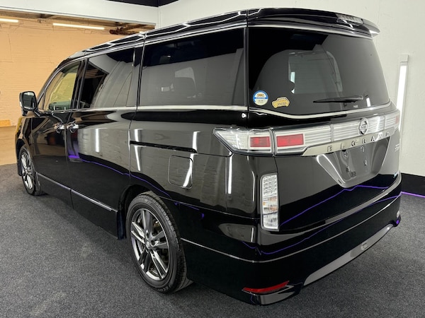 Used Nissan Elgrand 2013 for sale - 73850049: Photo 7