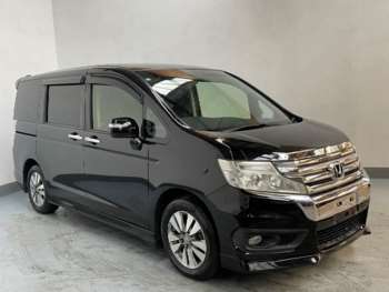 Used Honda Stepwagon 2014 for sale - 73850043: Photo