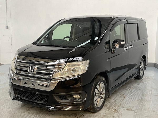 Used Honda Stepwagon 2014 for sale - 73850043: Photo 6