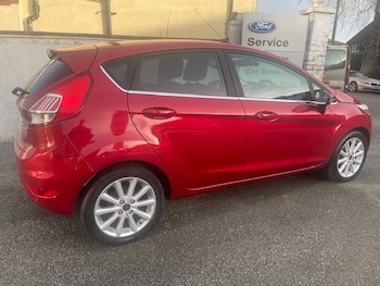 Used Ford Fiesta 2017 for sale - 76922732: Photo