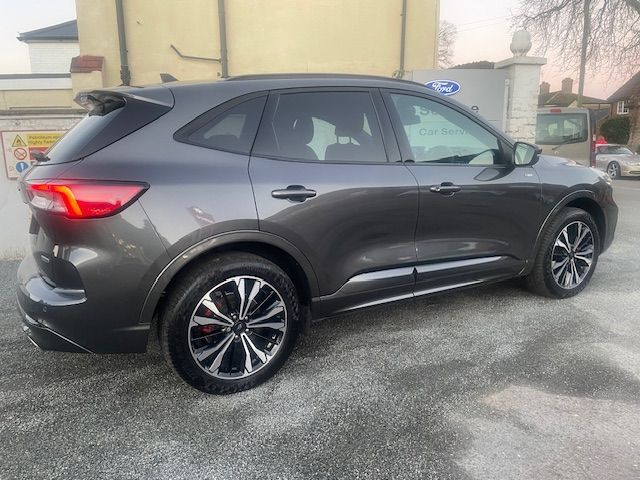 Used Ford Kuga 2022 for sale - 76895925: Photo 4