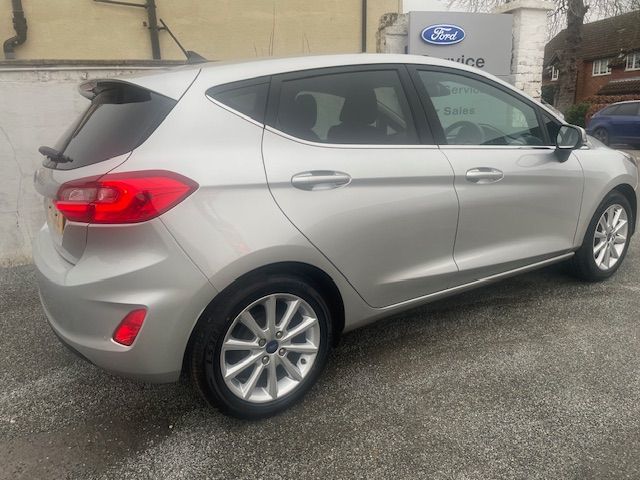Used Ford Fiesta 2019 for sale - 77282857: Photo 4