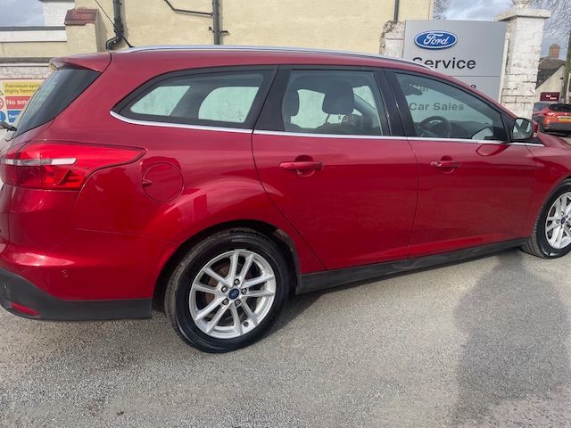 Used Ford Focus 2014 for sale - 77850534: Photo 4