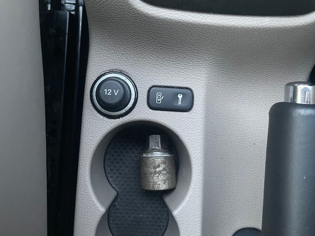 Used Skoda Yeti 2015 for sale - 76428875: Photo 23