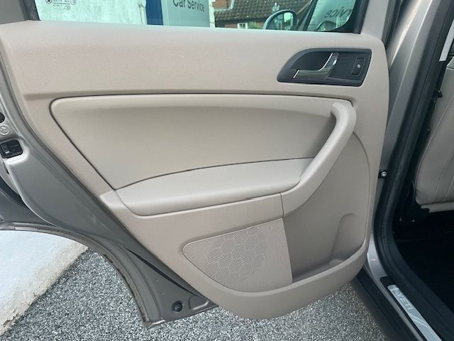 Used Skoda Yeti 2015 for sale - 76428875: Photo 7