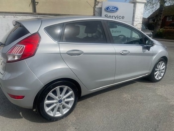 Used Ford Fiesta 2016 for sale - 78181930: Photo