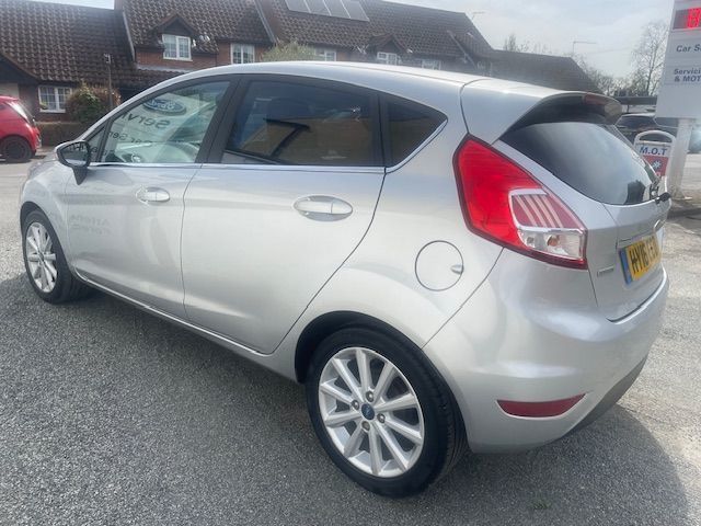 Used Ford Fiesta 2016 for sale - 78181930: Photo 6