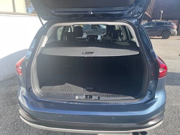 Used Ford Focus 2022 for sale - 72572692: Photo 7