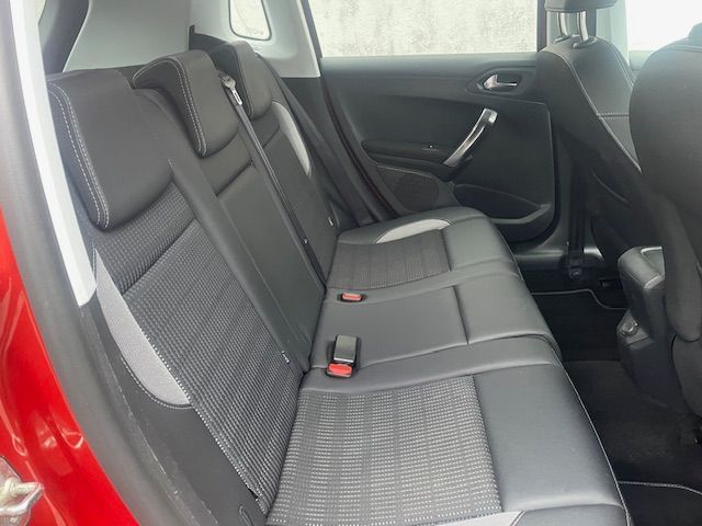 Used Peugeot 2008 2015 for sale - 77128719: Photo 10