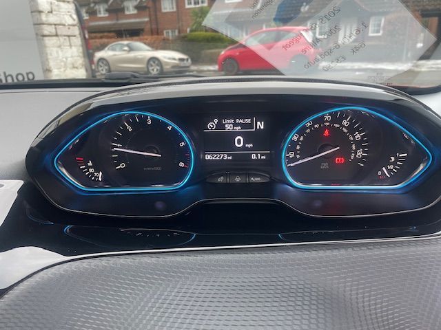 Used Peugeot 2008 2015 for sale - 77128719: Photo 16