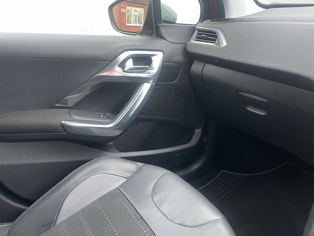 Used Peugeot 2008 2015 for sale - 77128719: Photo 20