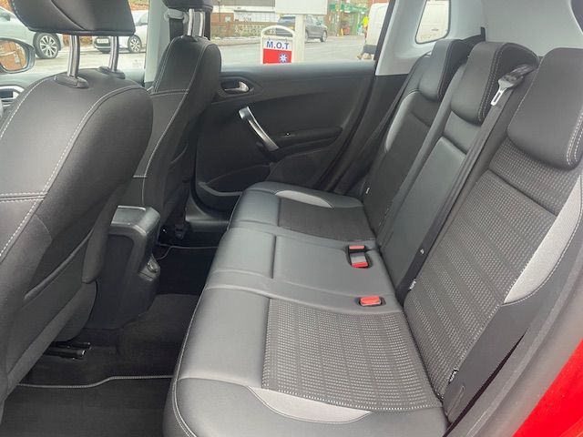 Used Peugeot 2008 2015 for sale - 77128719: Photo 7