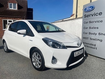 Toyota - Yaris