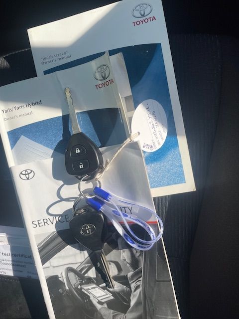 Used Toyota Yaris 2014 for sale - 76235222: Photo 24