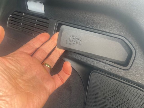 Used Ford Kuga 2022 for sale - 74745950: Photo 12