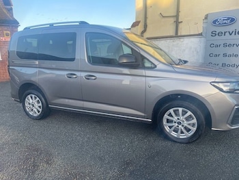 Used Ford Tourneo Connect 2024 for sale - 76685837: Photo