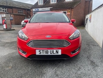 Used Ford Focus 2018 for sale - 76263122: Photo 2