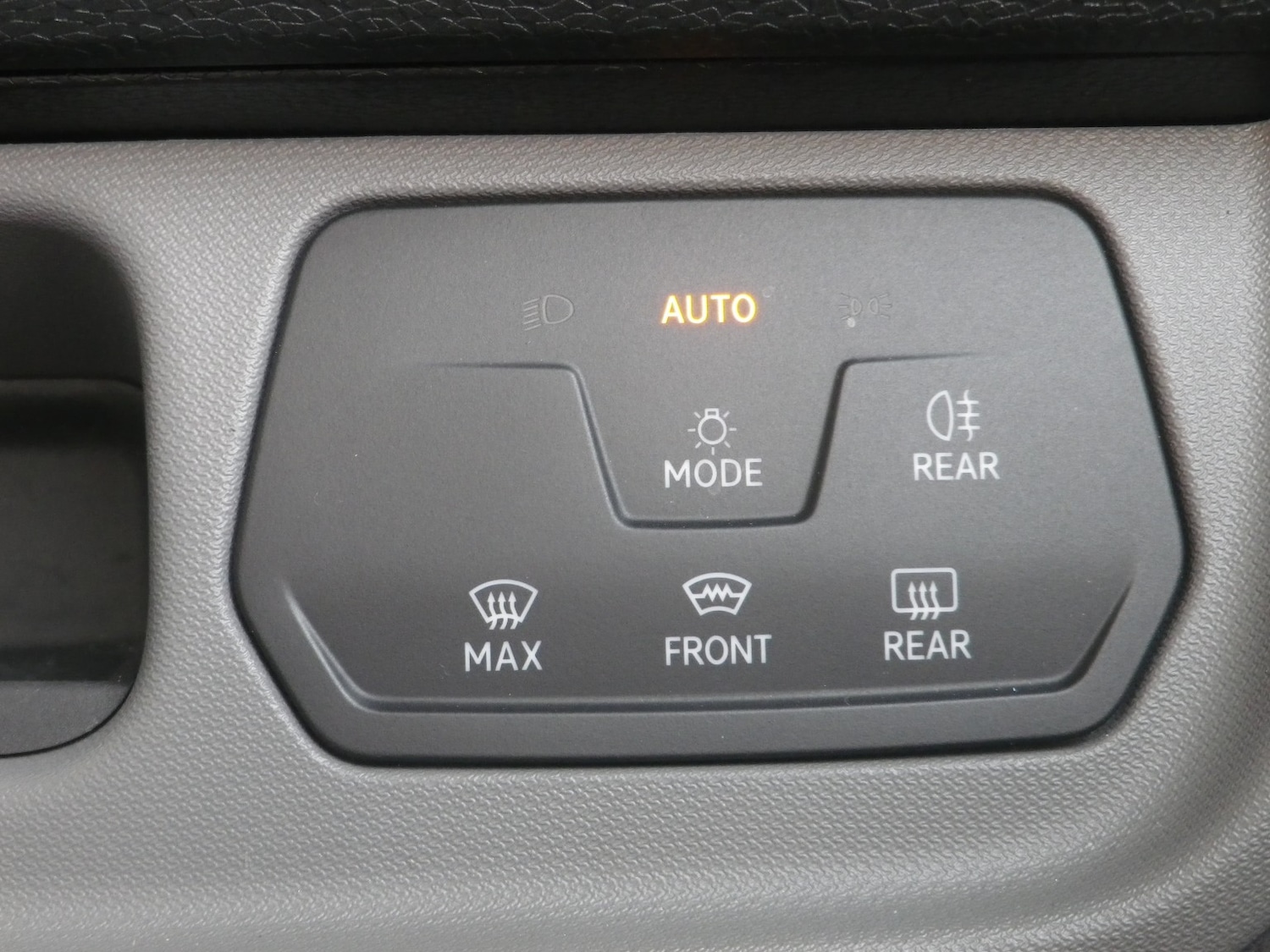 Used Volkswagen ID.Buzz 2023 for sale - 78070539: Photo 17