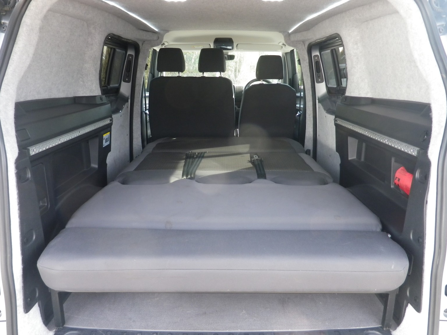 Used Volkswagen ID.Buzz 2023 for sale - 78070539: Photo 30