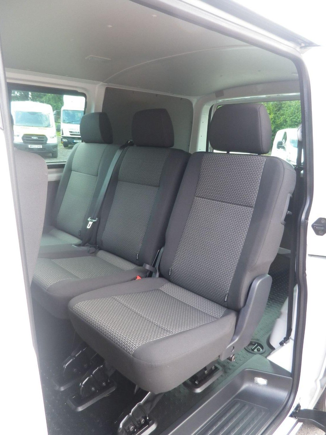 Used Volkswagen Transporter 2024 for sale - 77749956: Photo 24