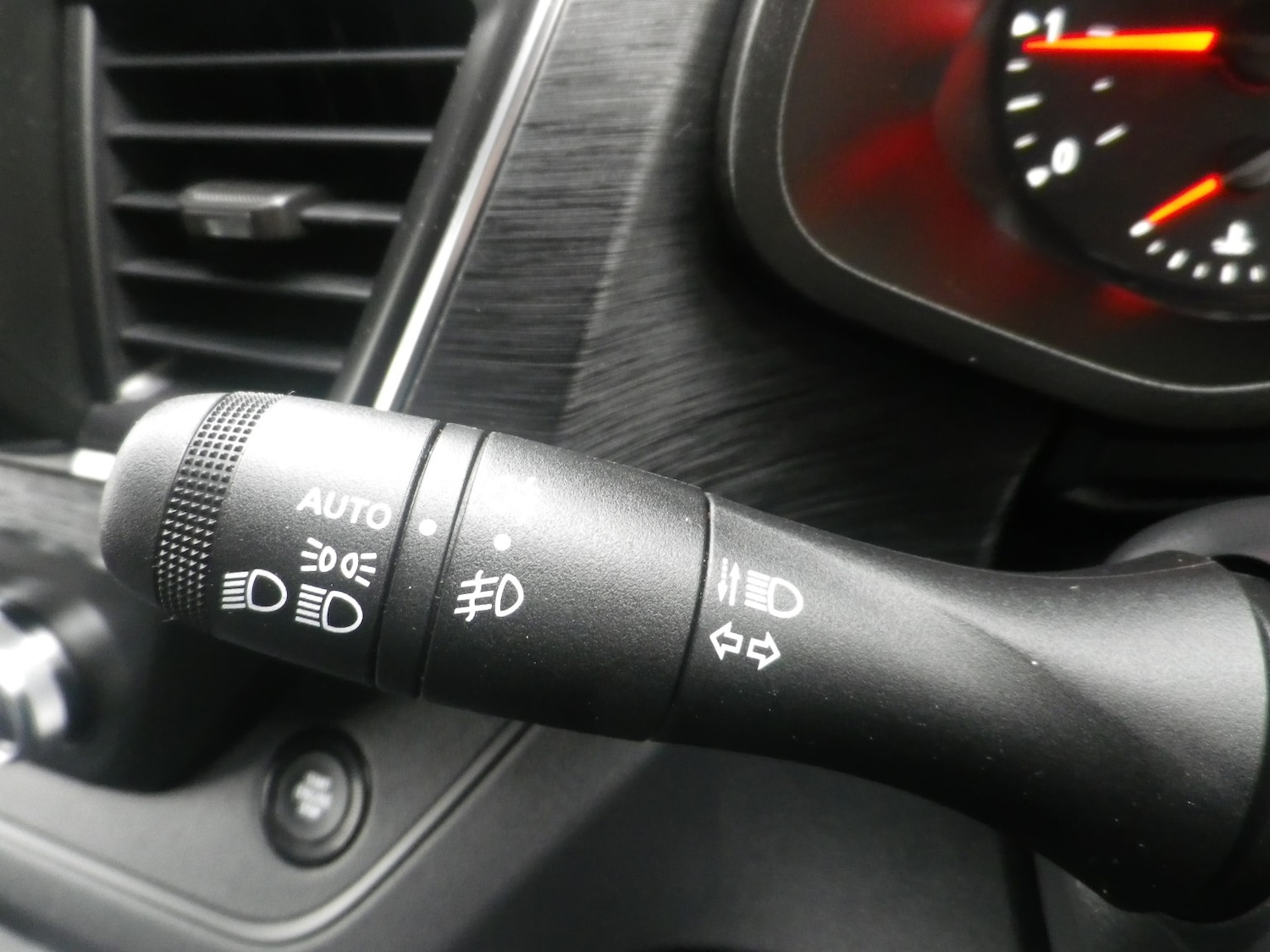 Used Renault Trafic 2024 for sale - 77089843: Photo 16