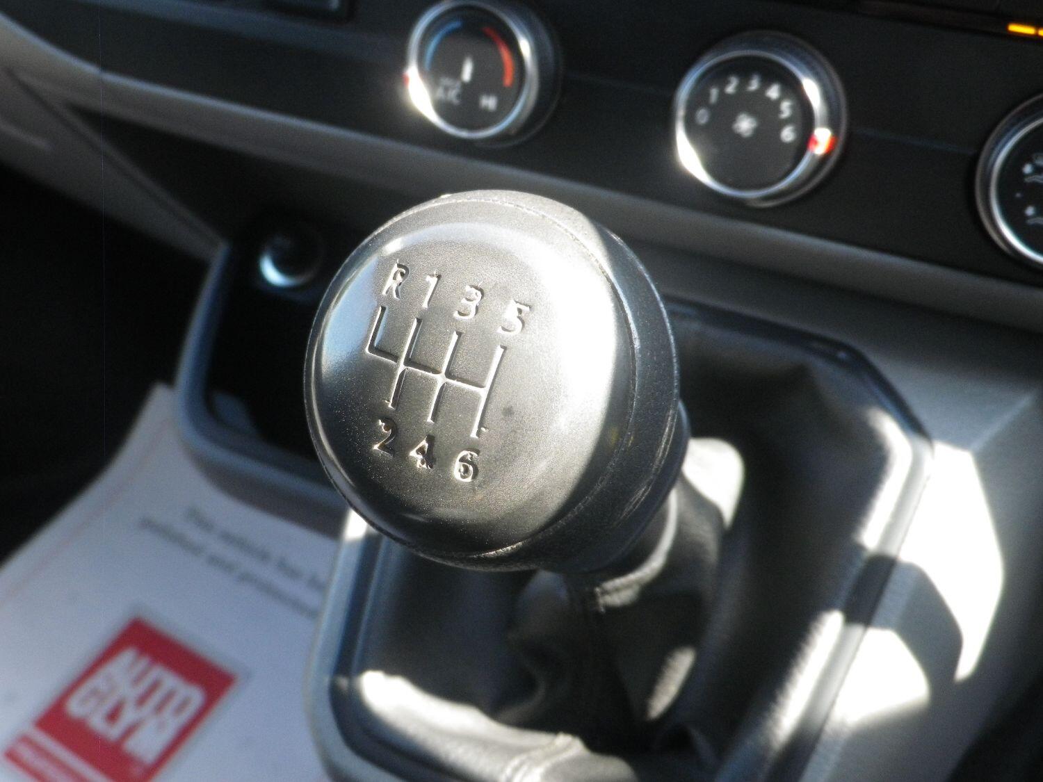 Used Volkswagen Transporter 2023 for sale - 77749970: Photo 16