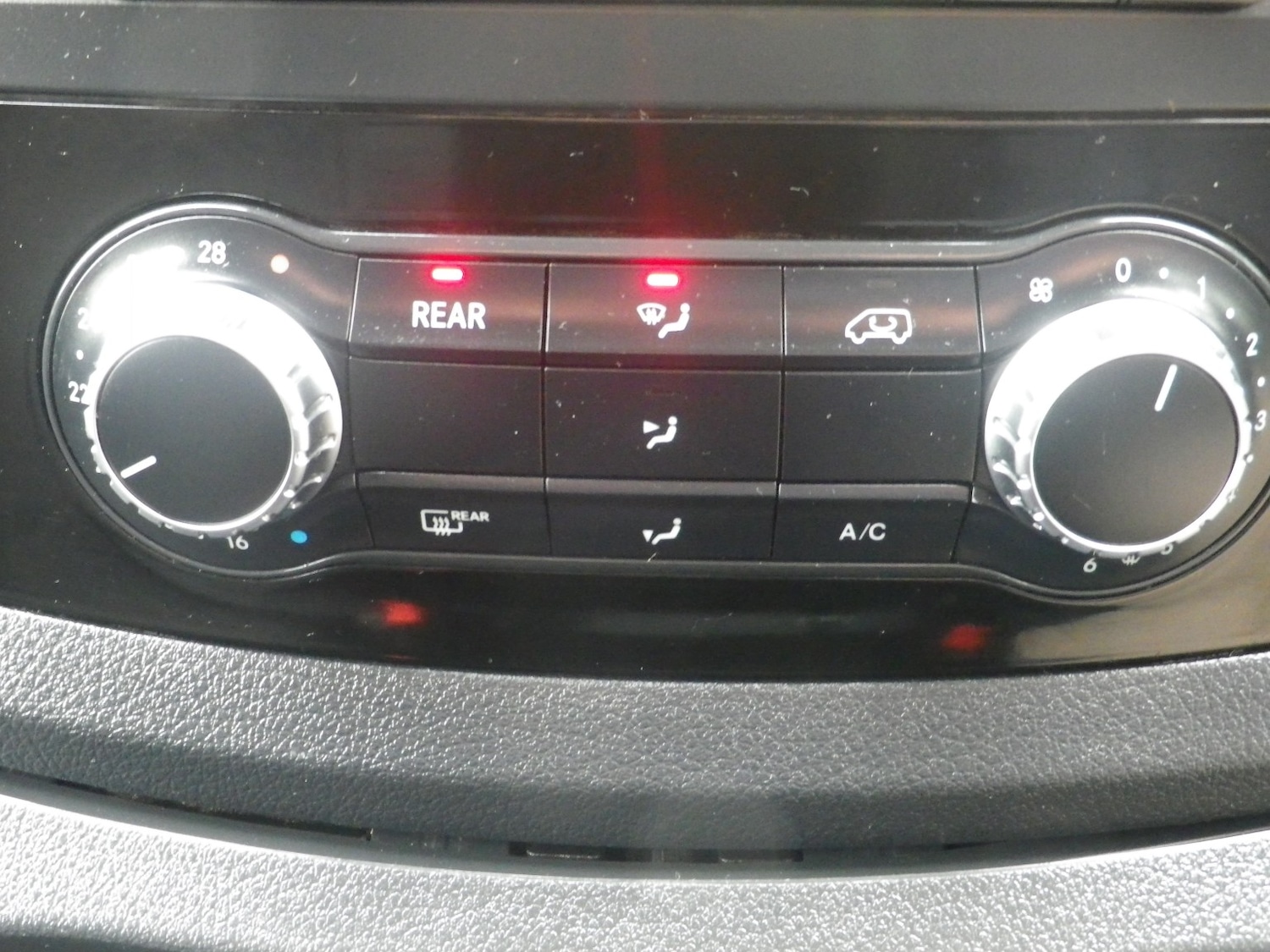 Used Mercedes-Benz Vito 2022 for sale - 77089744: Photo 25