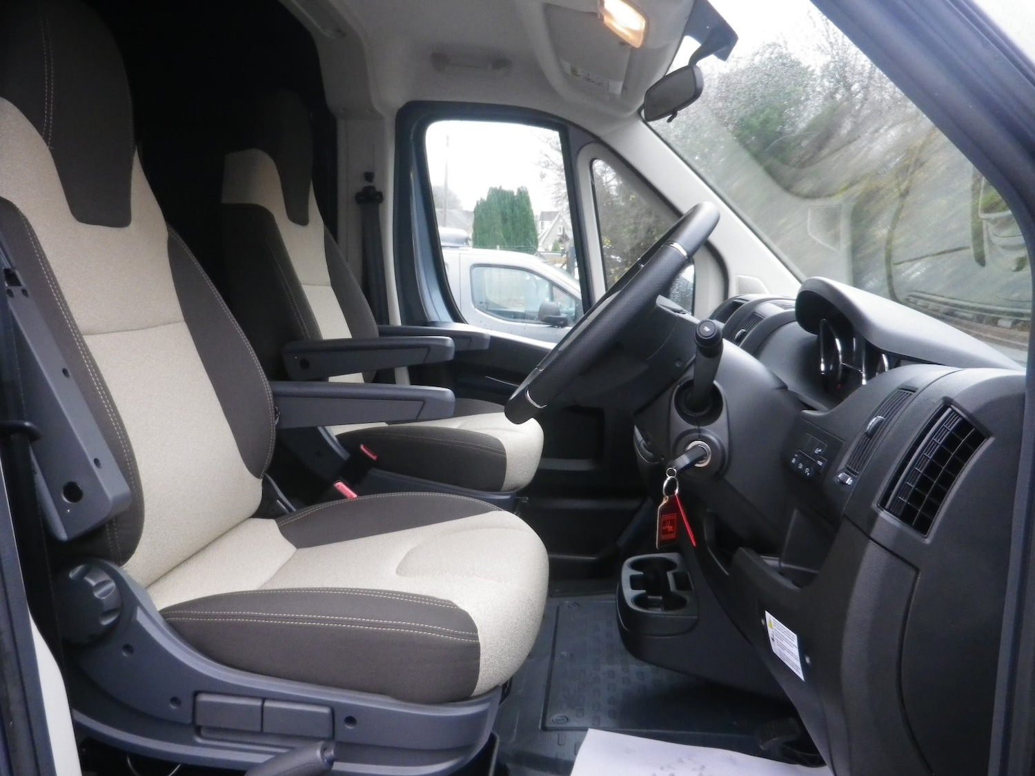 Used Peugeot Boxer 2025 for sale - 77749859: Photo 7