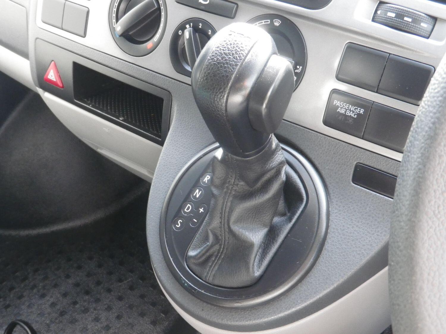 Used Volkswagen Transporter 2015 for sale - 76794706: Photo 13