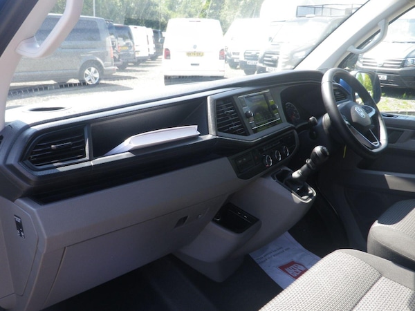 Used Volkswagen Transporter 2024 for sale - 76252990: Photo 11